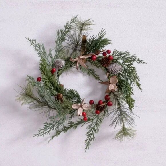Holiday Candle/Ring Wreath - Picture 1 of 3